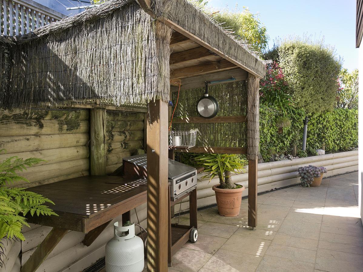 B & B With Stunning Views Taupo Bagian luar foto