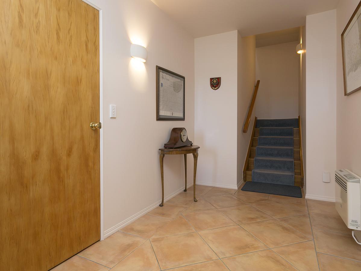 B & B With Stunning Views Taupo Bagian luar foto