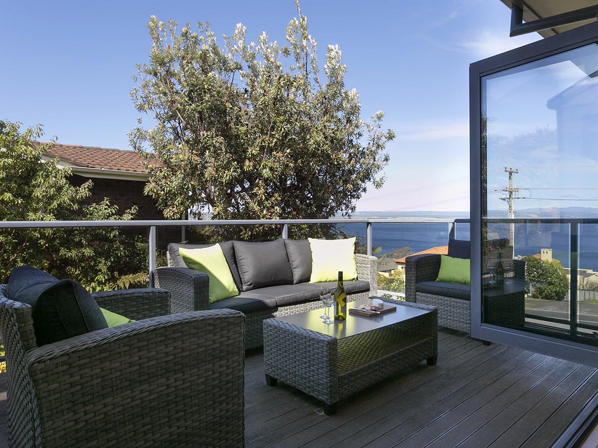 B & B With Stunning Views Taupo Bagian luar foto